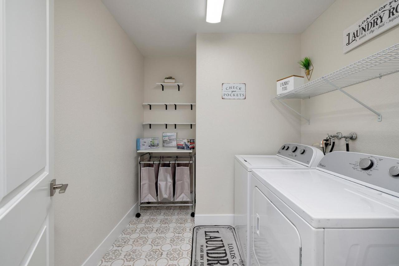 Single Story Minutes From Summerlin With Rv Parking & Dog Friendly Лас-Вегас Экстерьер фото